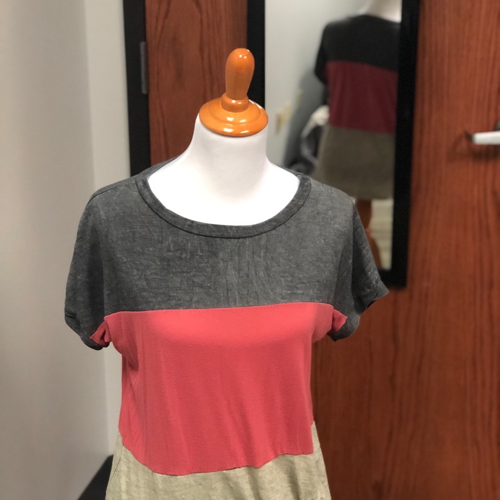 Women’s shirts